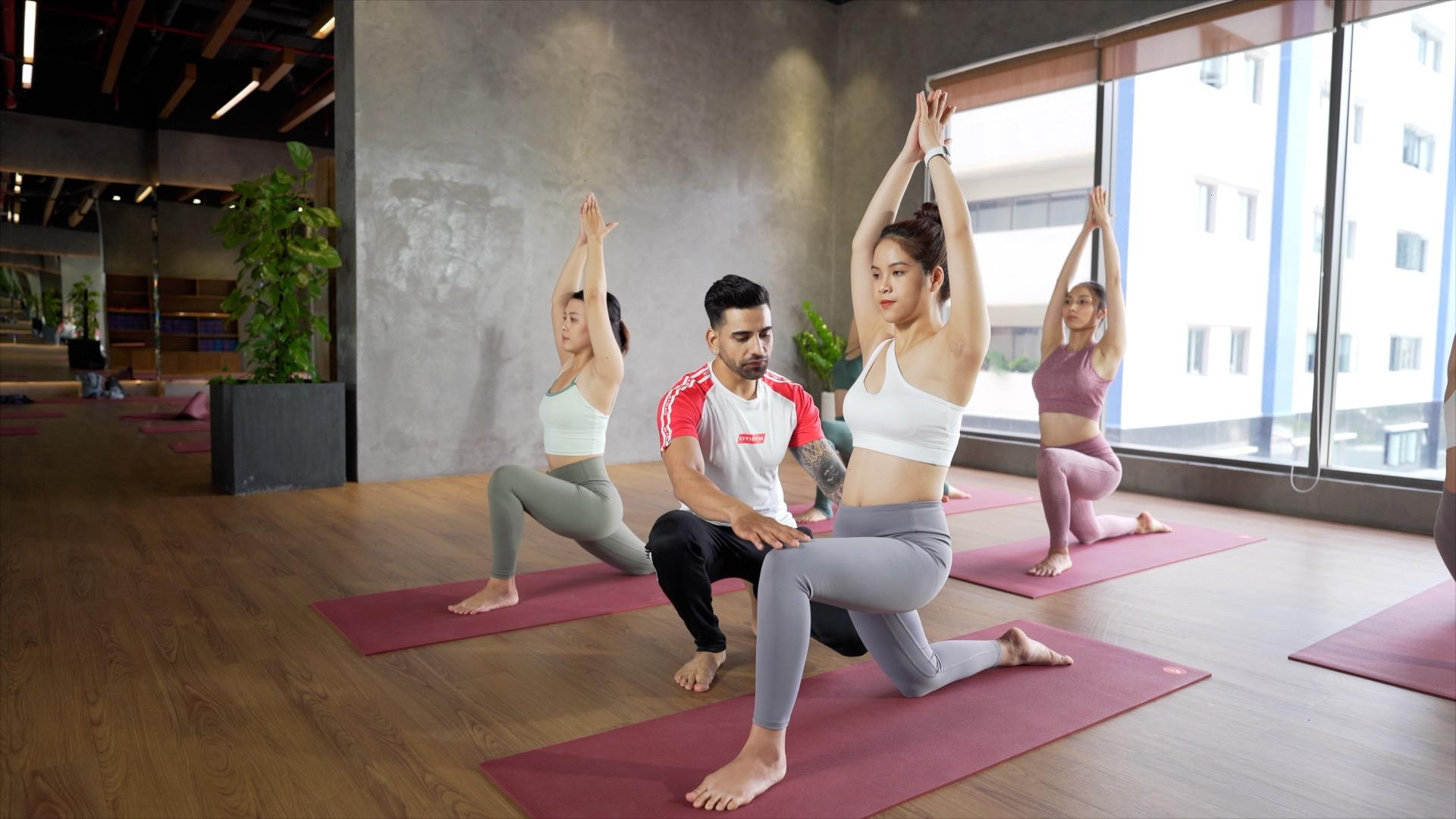 Yoga Wheel: Người bạn đồng hành thông minh giúp bạn thư giãn và phục hồi cơ thể sau một ngày dài.