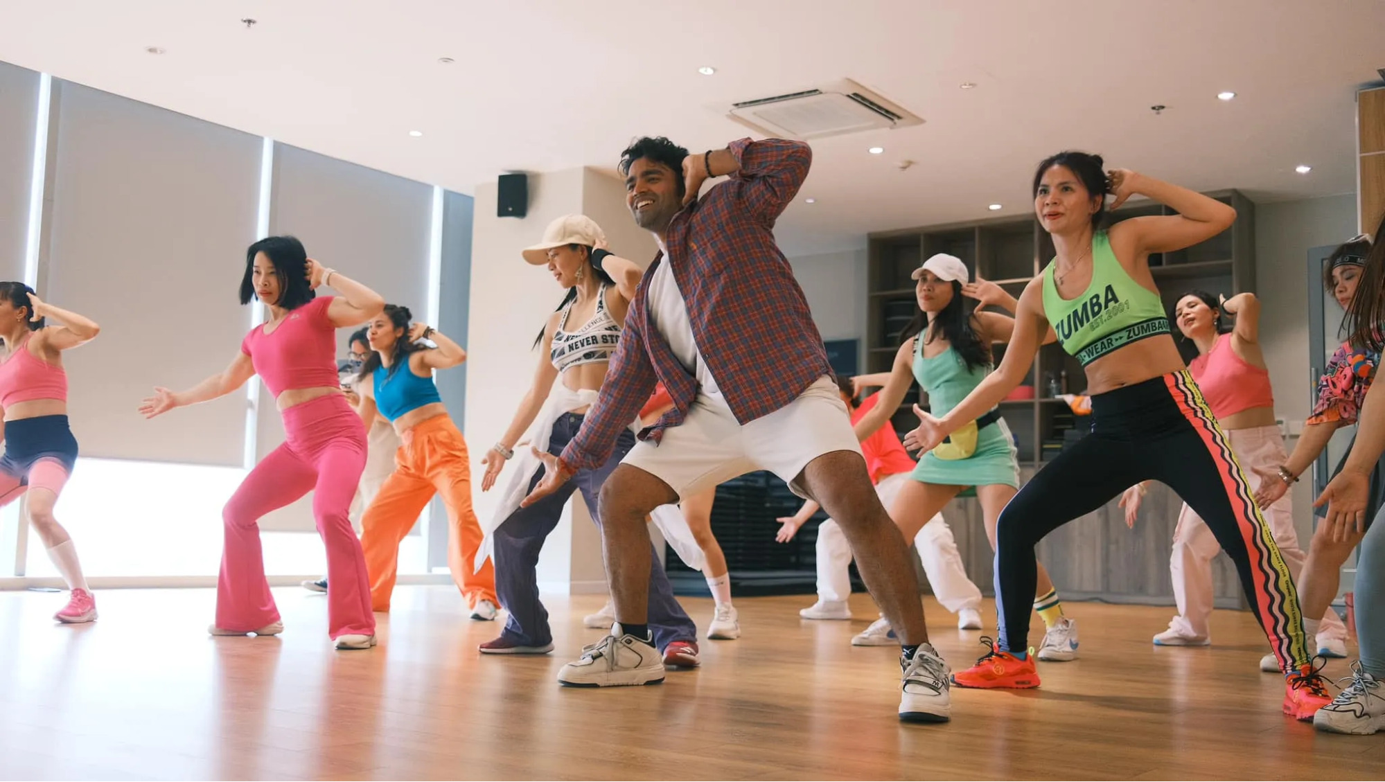 Dù là người lớn hay trẻ em thì đều phù hợp để tham gia lớp học Zumba