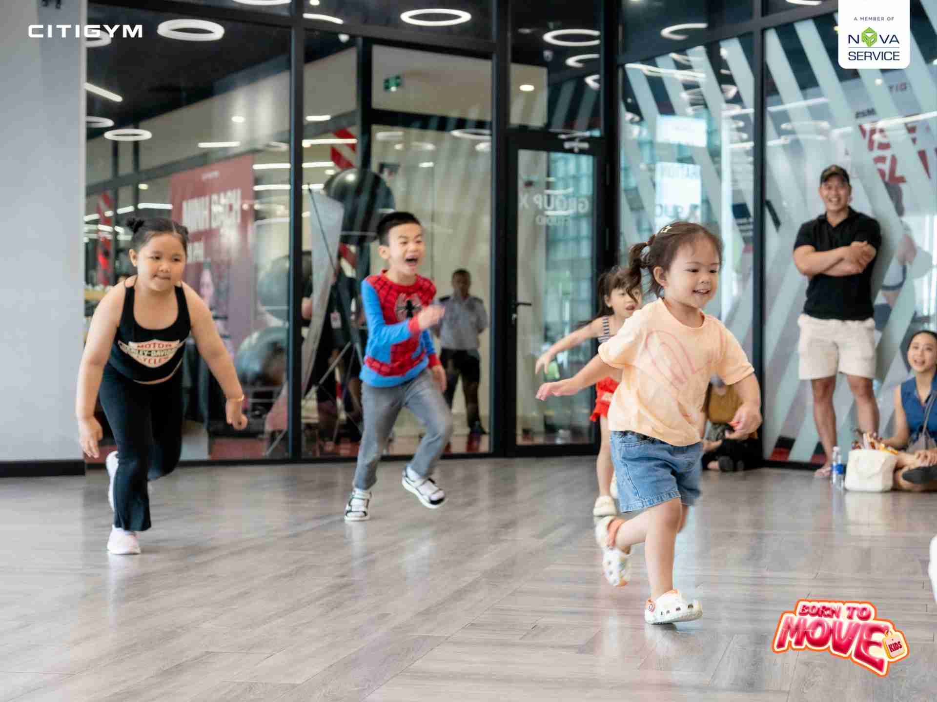 Born To Move Kids vừa giúp rèn luyện thể chất vừa là dịp để các mẹ gắn kết với bé