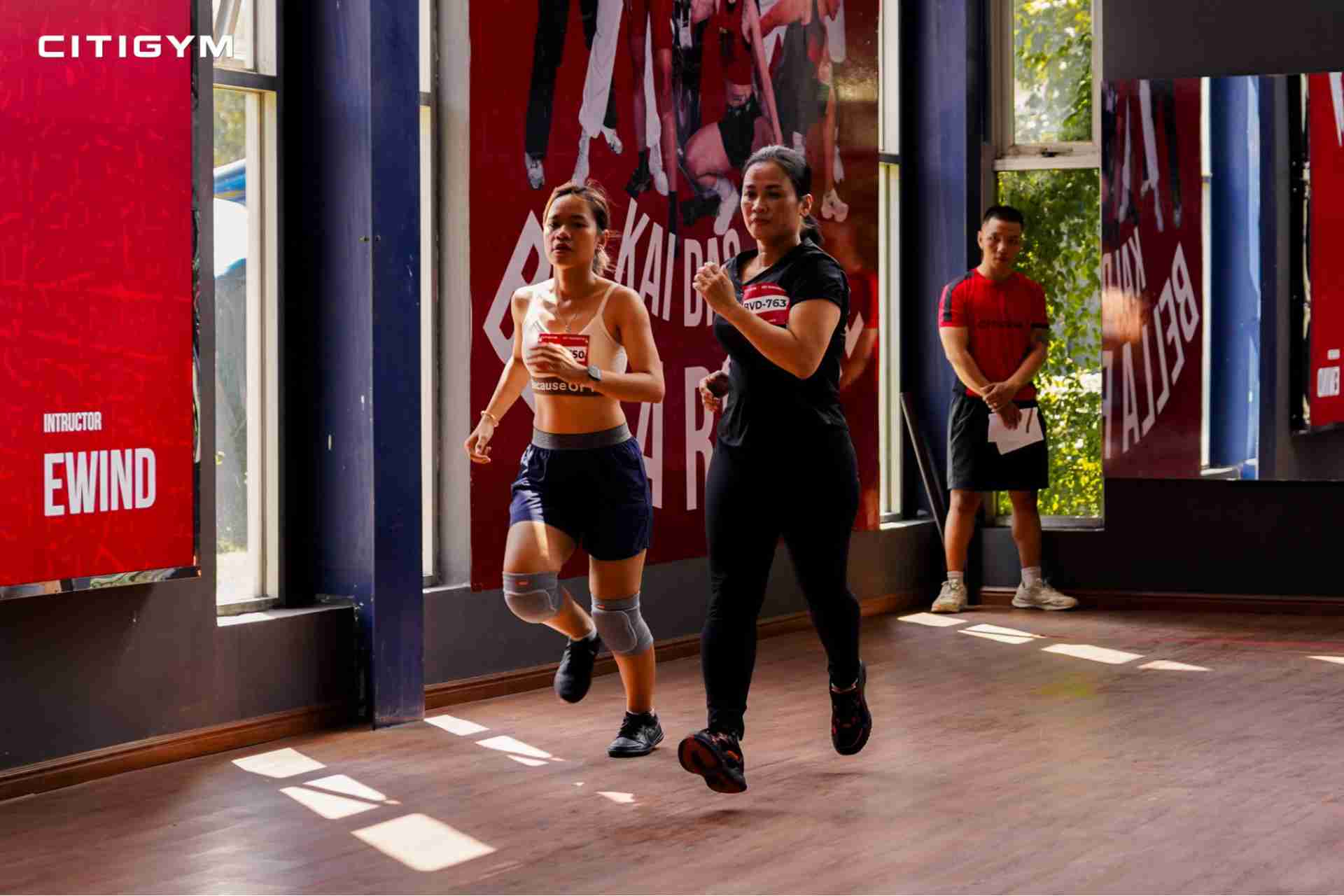 Tập luyện tại phòng gym sẽ thúc đẩy tinh thần tập luyện của bạn đáng kể