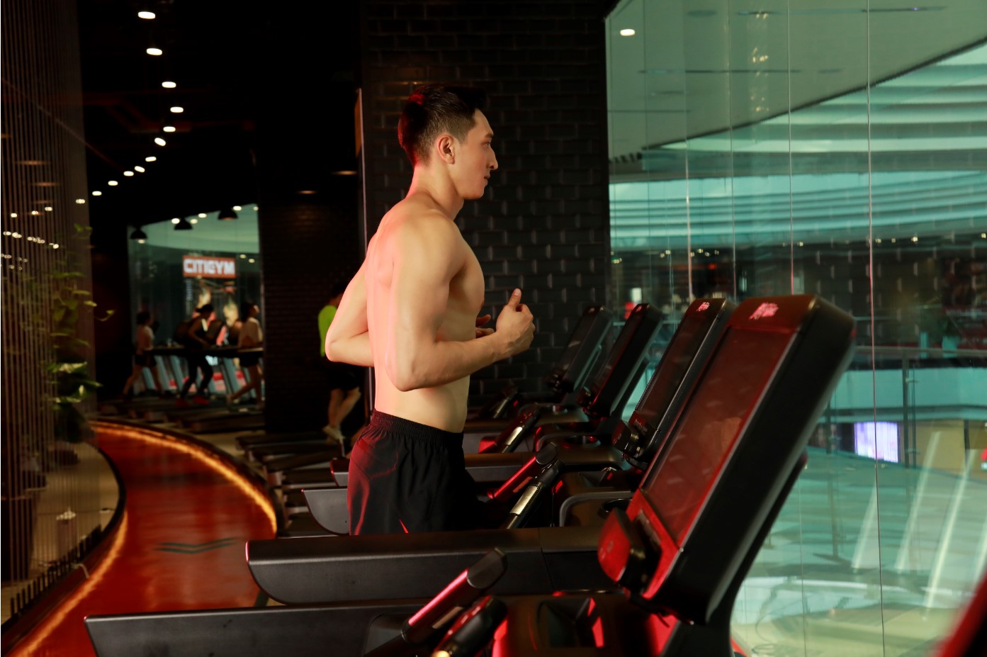 tập gym giảm mỡ bụng nam CITIGYM