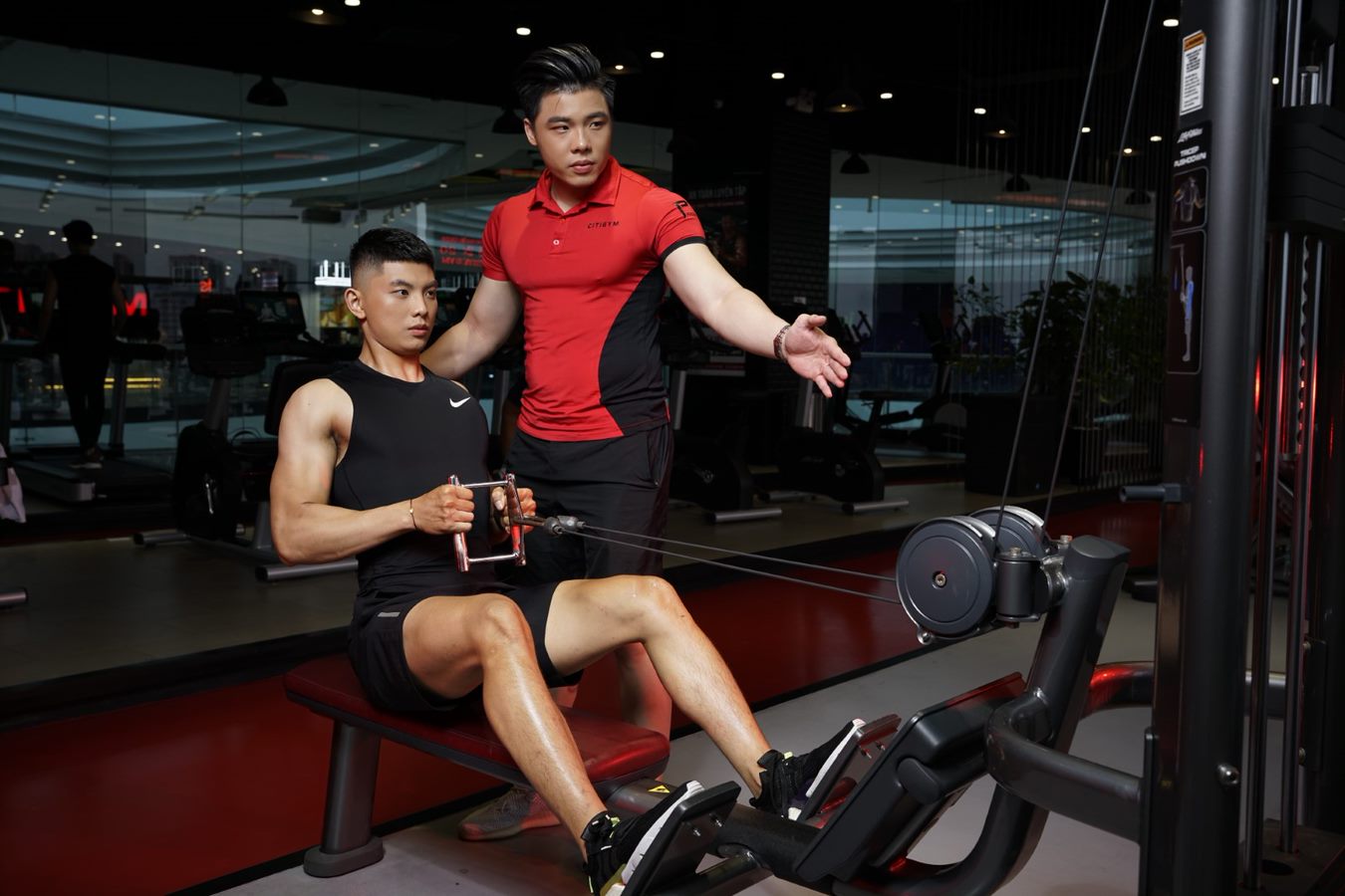 Tập luyện ở phòng tập gym hàng ngày vẫn không lên cơ 